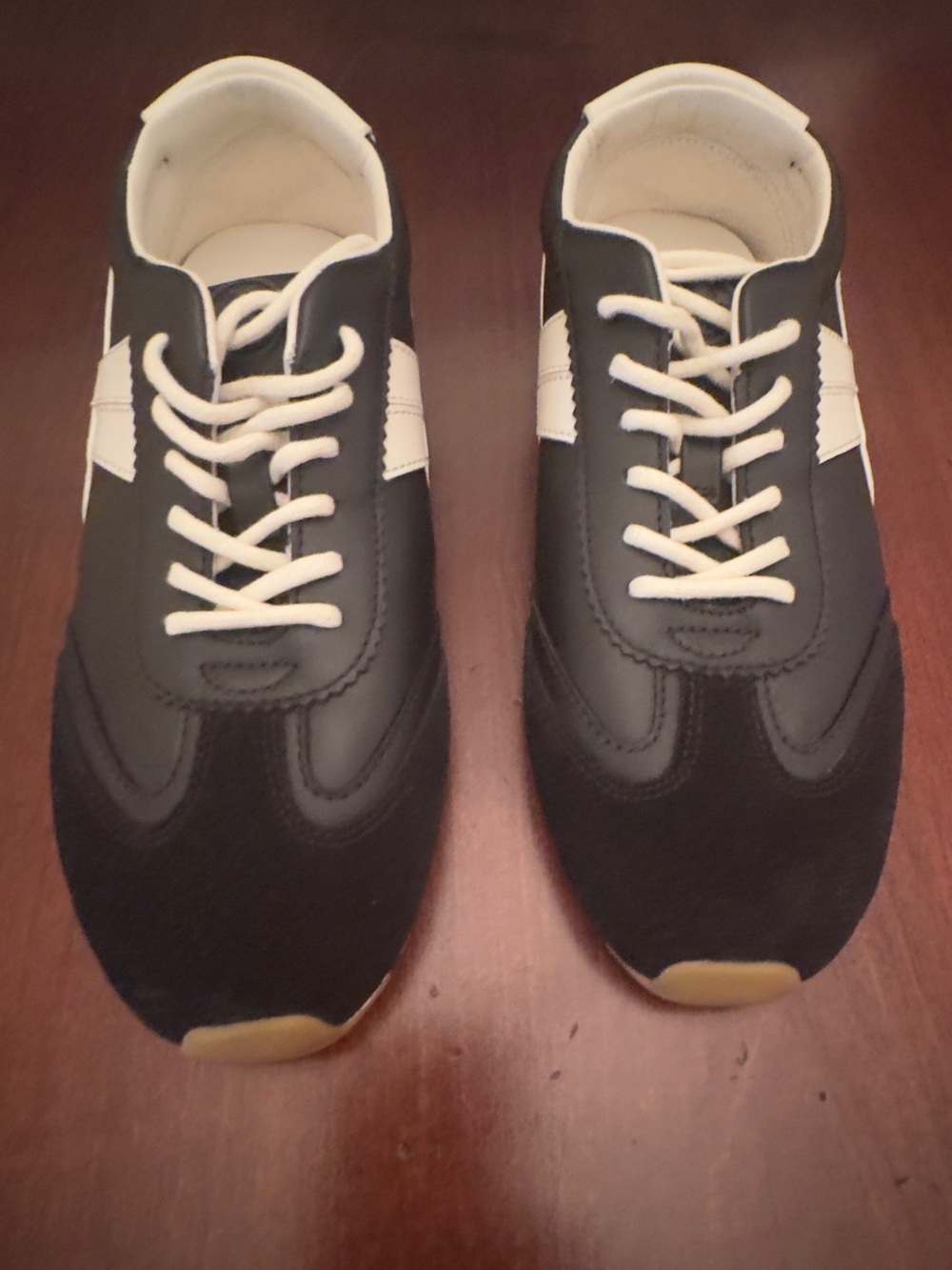 Tory Burch
Hank Field Leather & Suede Low-Top Sneakers